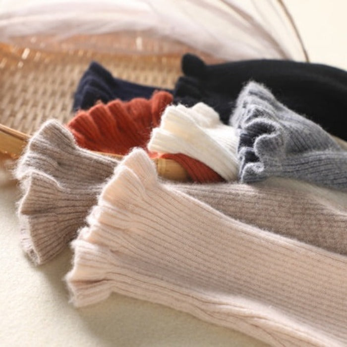 Luvon™ | Élénia Pull Femme Col Roulé Élégant en Maille Fine et Détails Romantiques 2