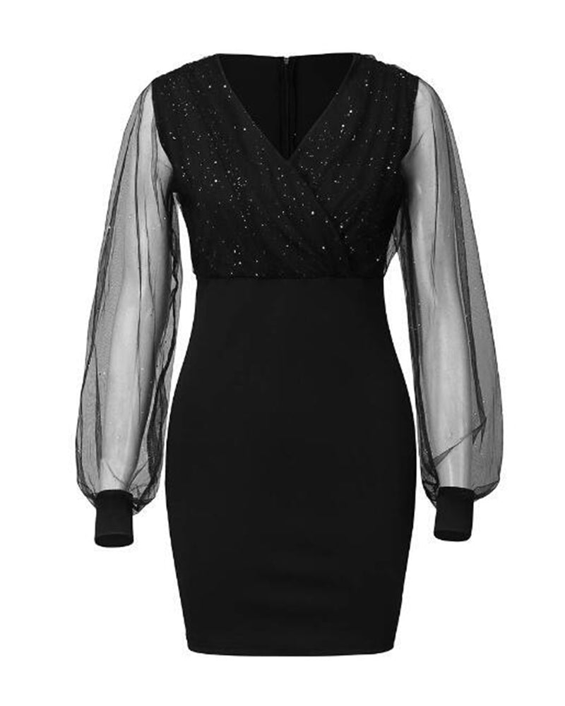 Robe avec maille et col en V 2